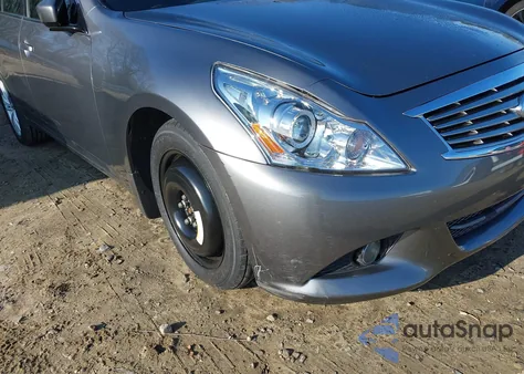 2013 Infiniti G37X z USA, uszkodzony, nr VIN JN1CV6AR8DM350038